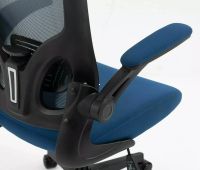 Kancelárska stolička Q-333, poťah: látka modrá/sieťovina sivá - ilustračný obrázok Kancelárska stolička Q-333, poťah: látka modrá/sieťovina sivá - ilustračný obrázok