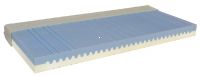 matrac BAZI - 5 zónová matrac sa skladá z polyuretánovej peny, konštrukcie sendvičového typu, obojstranný matrac s 2 druhmi tuhostí, výška matraca cca 16 cm, nosnosť do 110 kg, poťah froté pranie na 60°C, všetky farby jadier matracov sú len orientačné