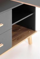 detail - skrinky